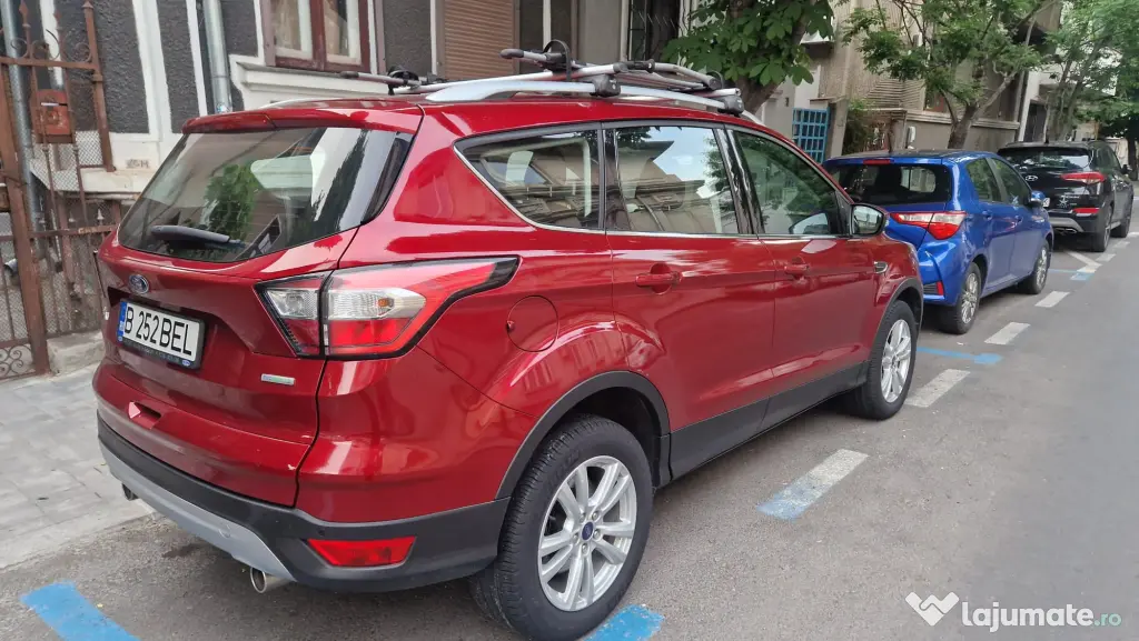 Ford Kuga, singurul proprietar, dosar complet revizii, factura emisa de firma