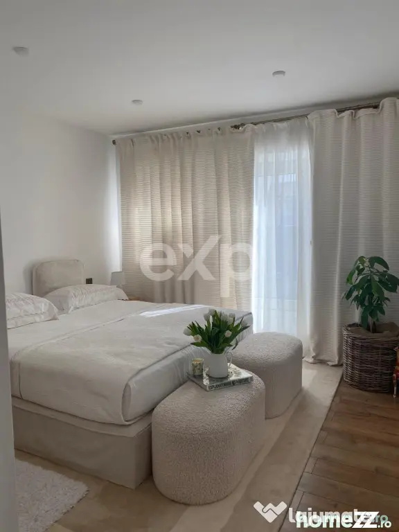 PENTHOUSE DEOSEBIT PE DOUĂ NIVELURI | ESPLANADA, PAȘCANI