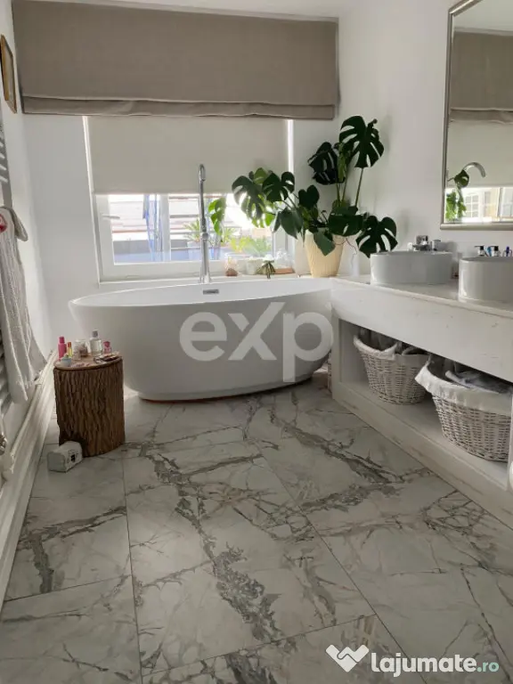 PENTHOUSE DEOSEBIT PE DOUĂ NIVELURI | ESPLANADA, PAȘCANI