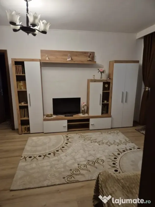Inchiriere apartament 3 camere zona Militari Piata Gorjului