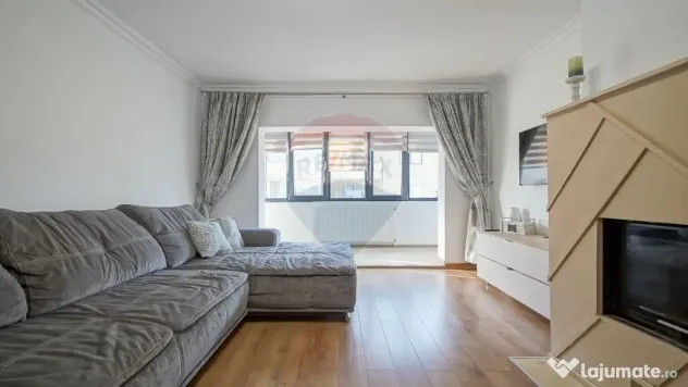 Apartament cu 4 camere de închiriat!