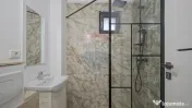 Apartament cu 4 camere de închiriat! 