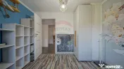 Apartament cu 4 camere de închiriat!