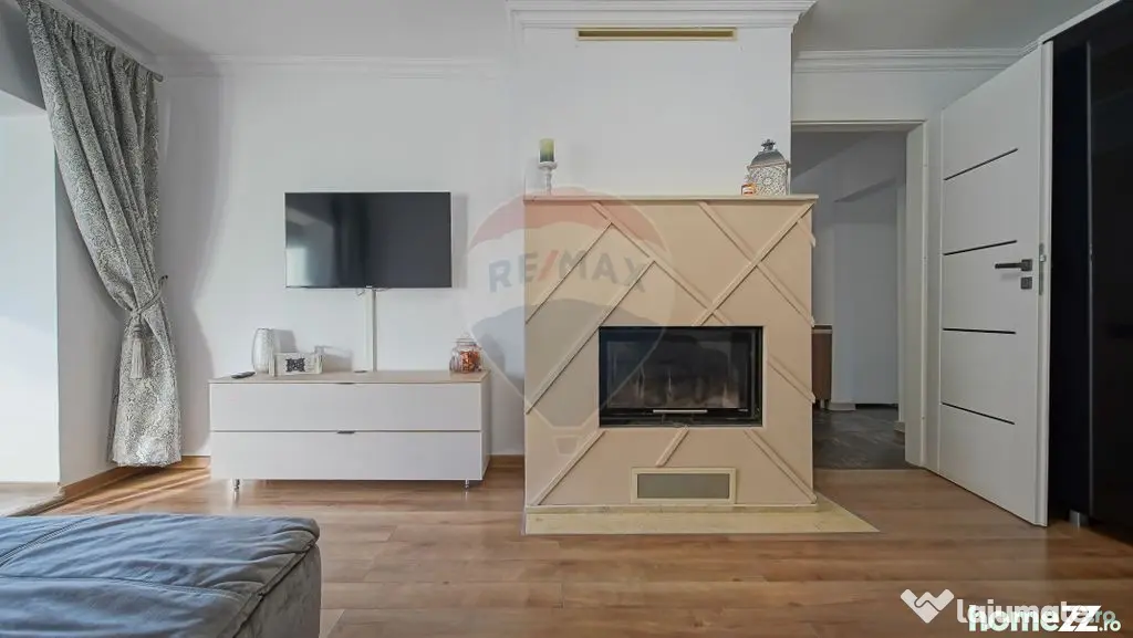 Apartament cu 4 camere de închiriat!