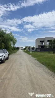Teren intravilan 1.500 mp | Deschidere 25 ml | Utilități l 