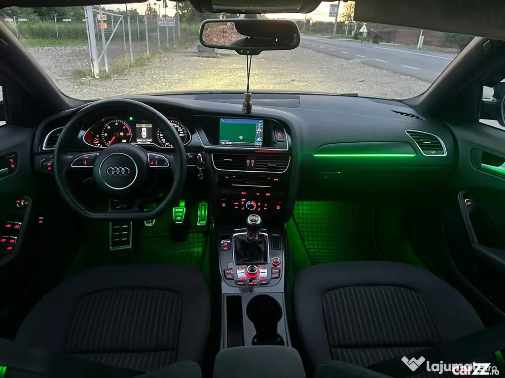 Audi A4 B8.5 | Kit Maxton | Bi-Xenon | Scaune Încălzi