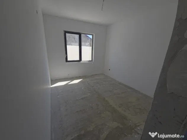 Vilă nouă individuală Valu lui Traian 4 dormitoare 2 băi