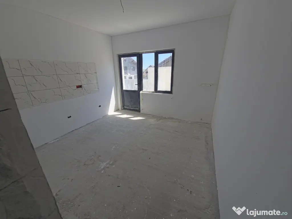 Vilă nouă individuală Valu lui Traian 4 dormitoare 2 băi