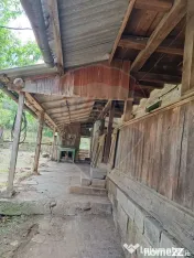 Casă batraneasca Laz comuna Dezna,teren 2800 mp teren 