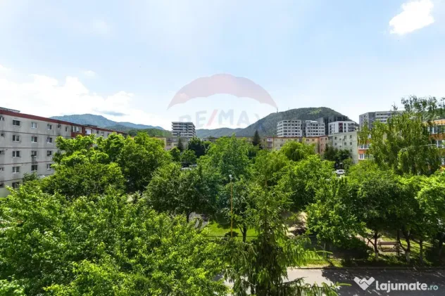 Apartament 3 camere de vânzare – Brașov, Str. Pârâu...