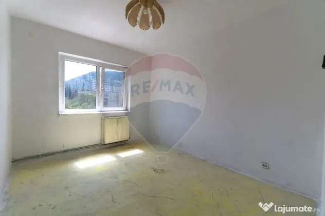 Apartament 3 camere de vânzare – Brașov, Str. Pârâu...