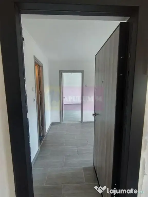 Garsonieră spațioasă de vânzare - Vitan, la câteva m...