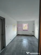 Garsonieră spațioasă de vânzare - Vitan, la câteva m...