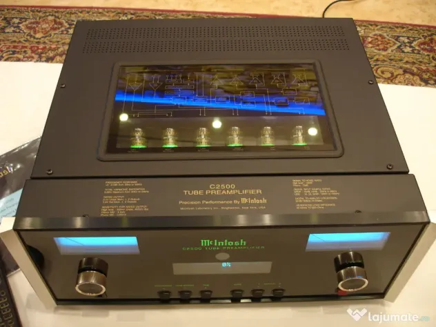 MCINTOSH C2500 Preamplifier