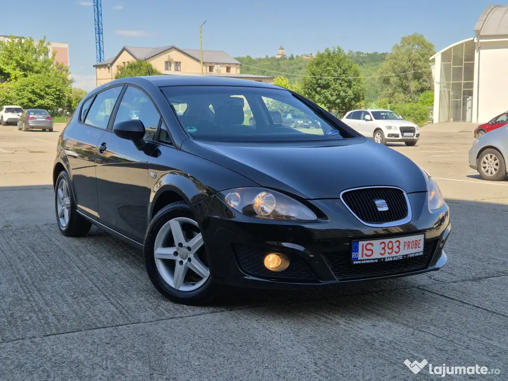 Seat Leon 2011 1.6 TDI 105 CP euro 5 / RATE fara avans