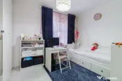 2 camere, mobilat, renovat cu boxă si loc de parcare, et 4/ 