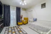 2 camere, mobilat, renovat cu boxă si loc de parcare, et 4/ 