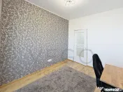 Apartament modern cu 2 camere, parcare, zona Sesul de Sus
