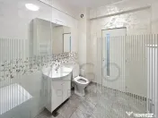 Apartament modern cu 2 camere, parcare, zona Sesul de Sus