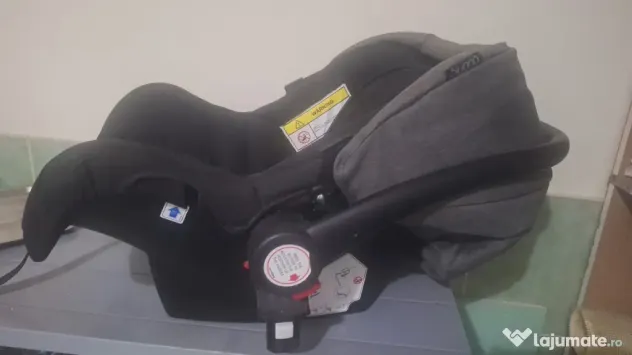 Vând căruț de bebeluși plus scaun de mașina
