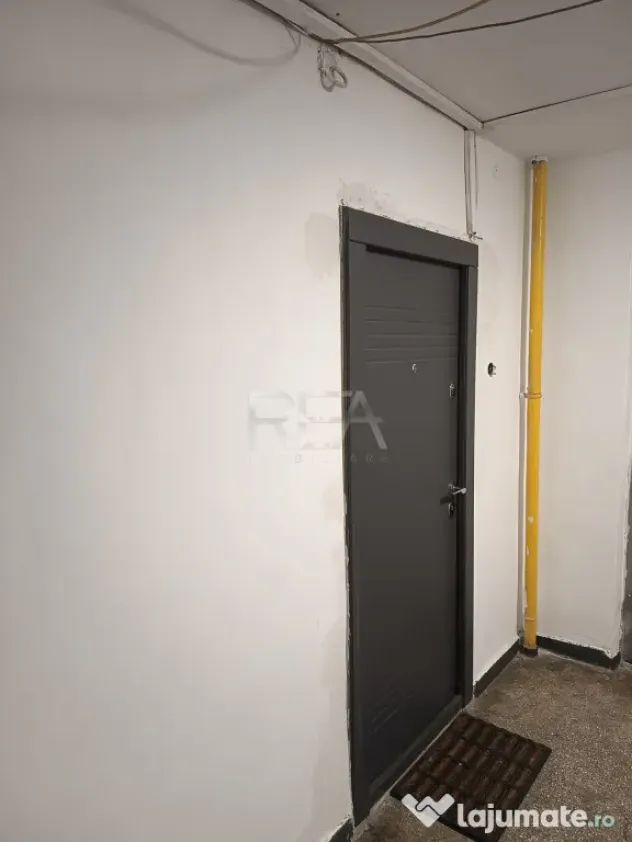 4 camere decomandat | 85 mp | Renovat complet | Etaj 3 | -