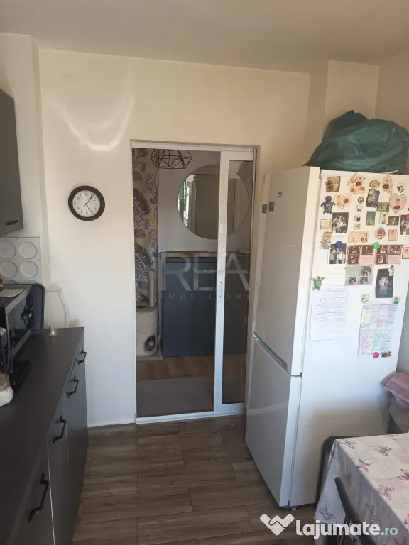 4 camere decomandat | 85 mp | Renovat complet | Etaj 3 | -