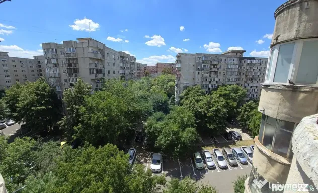 Garsoniera în zona Parcul Sebastian, spatioasa, luminoas...