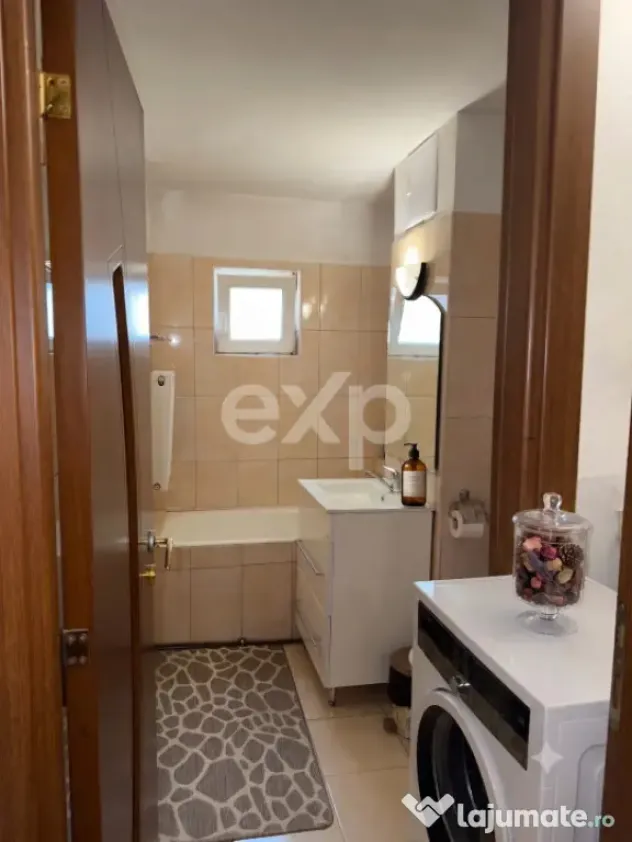 Apartament spatios si utilat, gata de mutare!