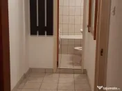 Obor spatioasa la metrou 