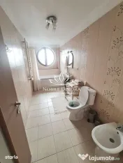 Apartament spatios cu 2 camere si terasa la ultimul nivel... 