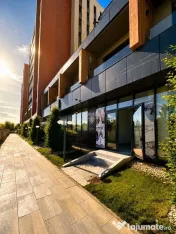 Spatiu comercial Qualis II