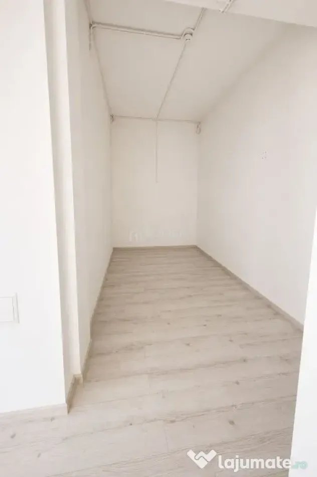 Spatiu comercial Qualis II