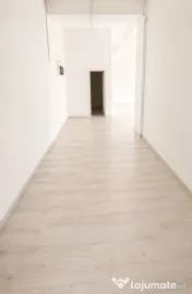 Spatiu comercial Qualis II