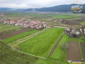 FILM!Potential rezidential investitional: 8.000 mp intravil
