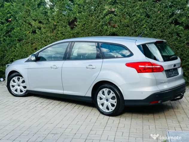 Ford Focus 1.5 Benzina/Navi/Import Germania