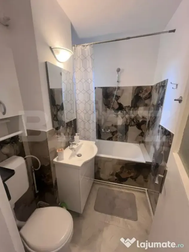Inchiriez apart cu 3 camere 520 €