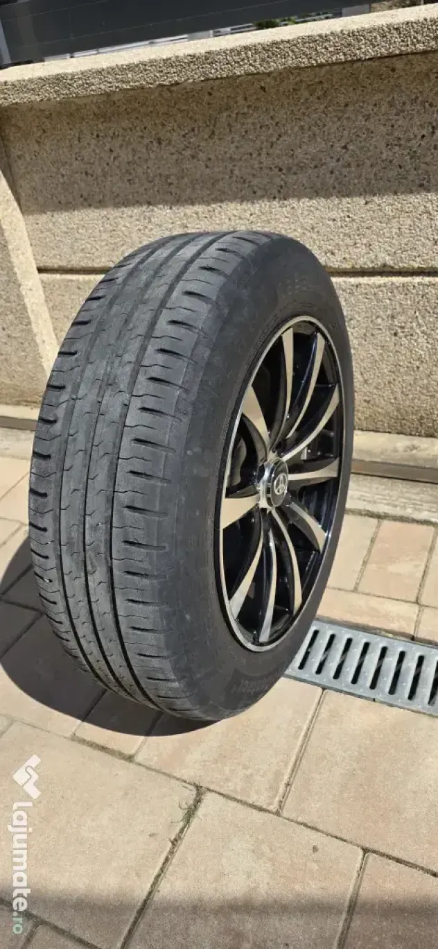 De Vanzare jante aliaj Toyota Yaris R15