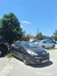 Vând Peugeot 207CC 