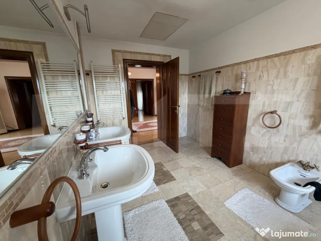 Casă individuală, 330 mp, zona Centrală – Strada Gheorg
