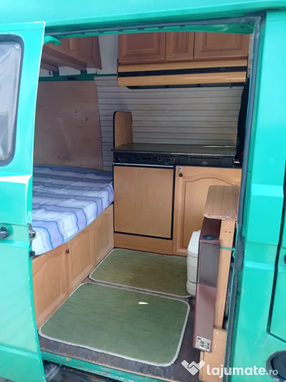 Autorulotă VW Transporter, camper amenajat