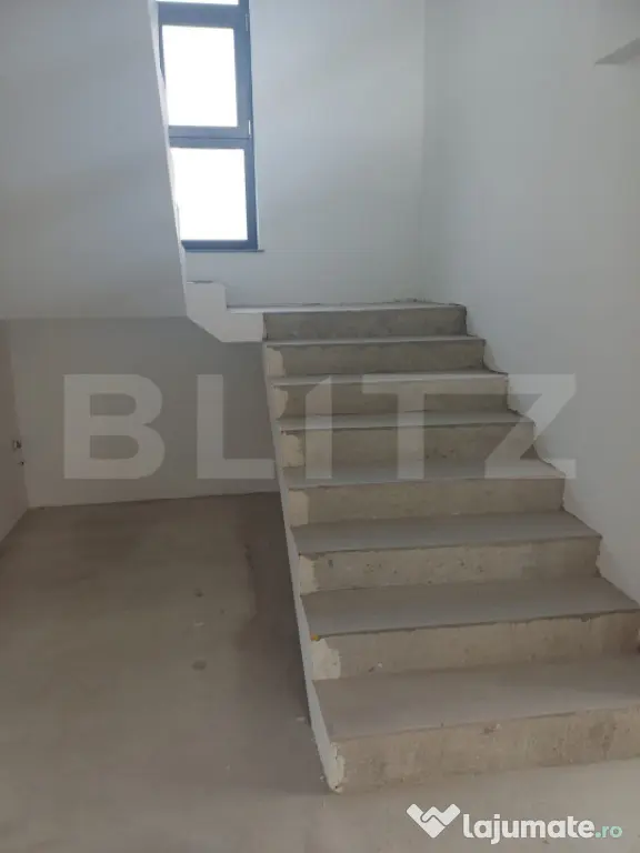 Casă de vânzare, 214 mp, 10 ari teren, Măriței, Dărmăn