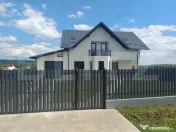 Casă de vânzare, 214 mp, 10 ari teren, Măriței, Dărmăn
