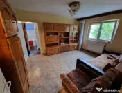 Apartament 2 camere, etaj 2/4, semidecomandat, zona Florilor!