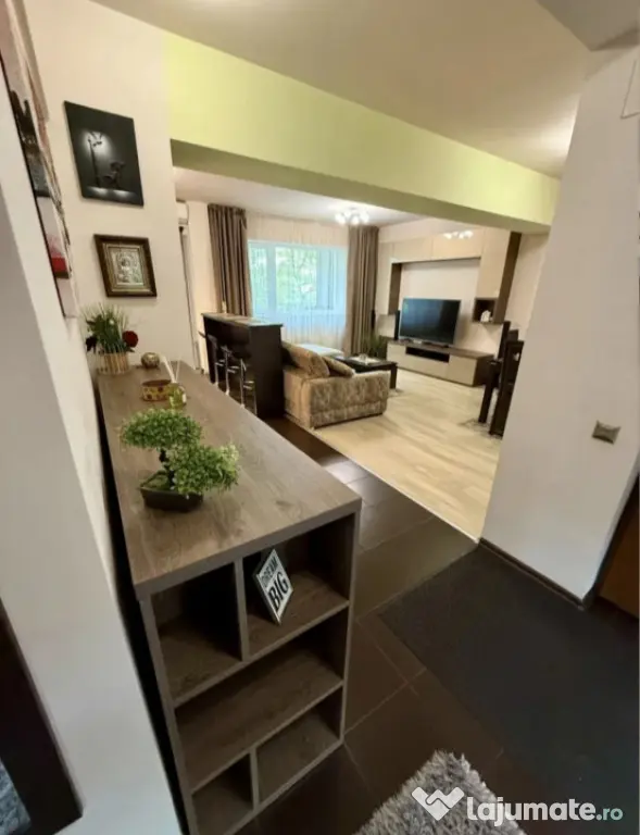 Închiriere apartament 2 Camere, zona Tomis Plus, termen lun