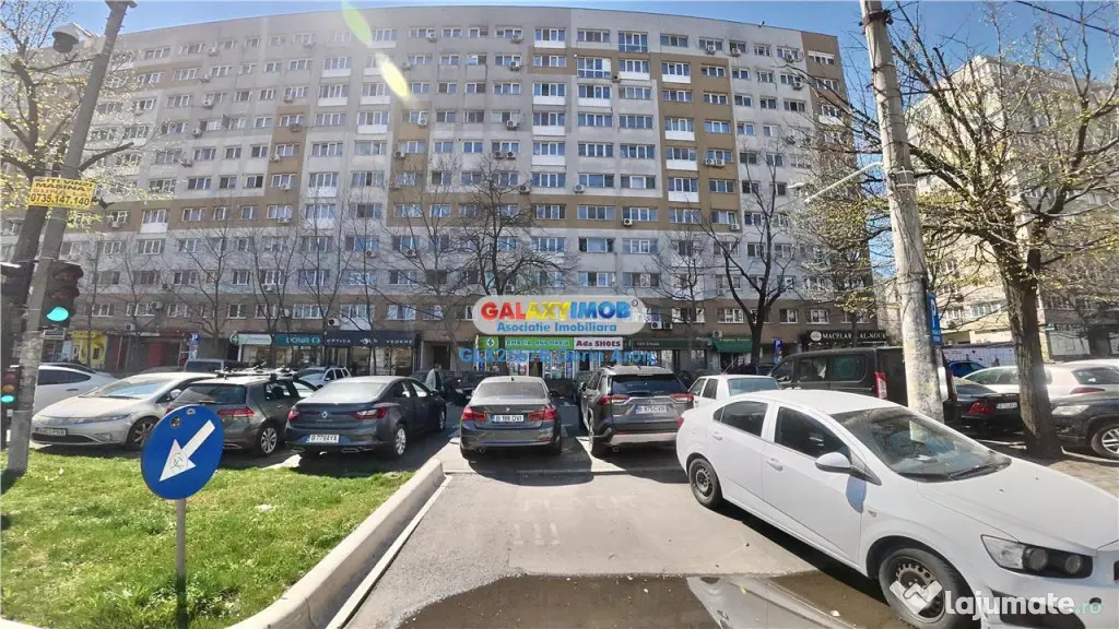 Spatiu stradal cu teren propriu - intersectie Dristor