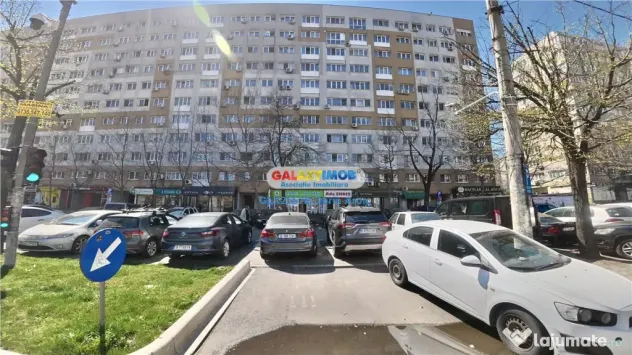 Spatiu stradal cu teren propriu - intersectie Dristor