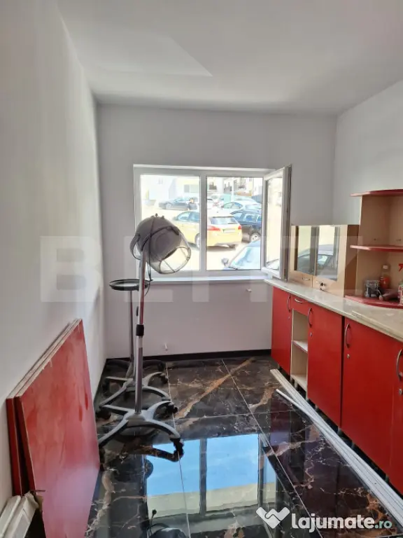 Apartament semidecomandat cu 2 camere, 42 mp - zona Stejarul