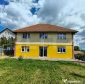 Casa individuala remarcabilă cu 6 camere, 360 mp, teren 447