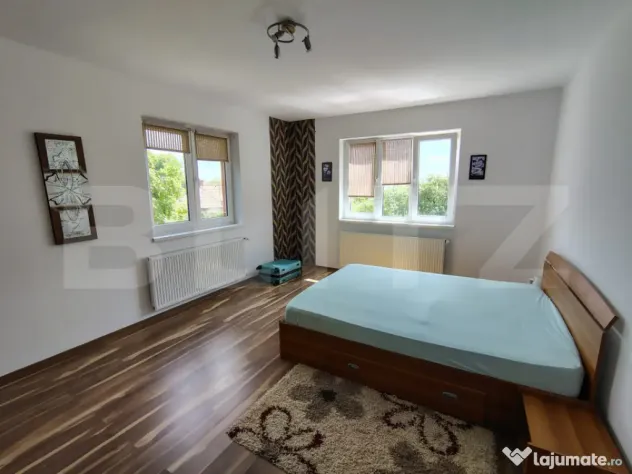 Casa individuala remarcabilă cu 6 camere, 360 mp, teren 447