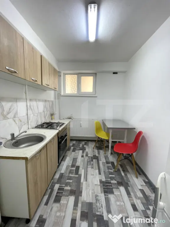 Apartament 2 Camere, Pretabil Spațiu Comercial - Zonă Cent